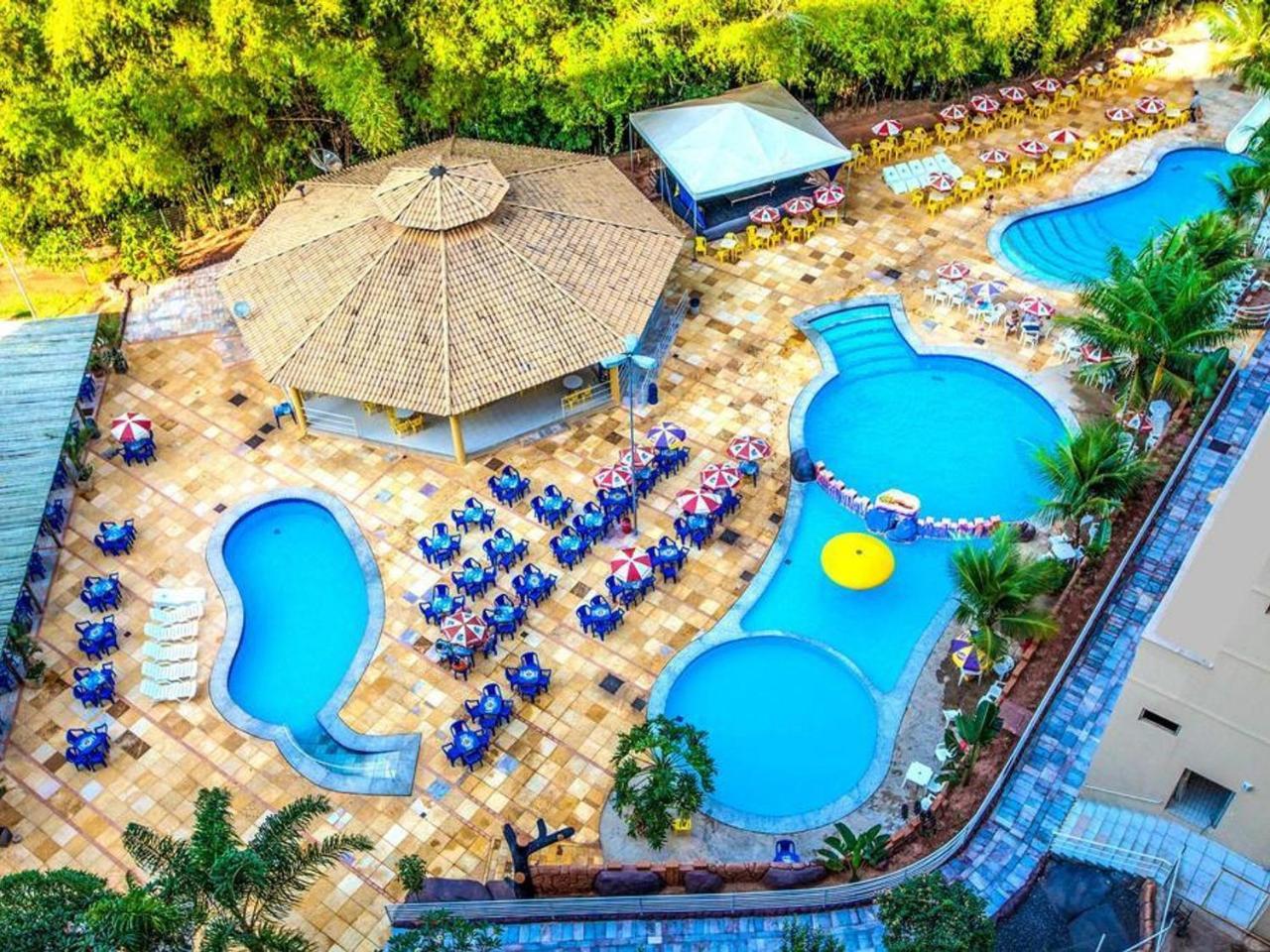 Golden Dolphin Grand Hotel - Flats Caldas Novas Zewnętrze zdjęcie